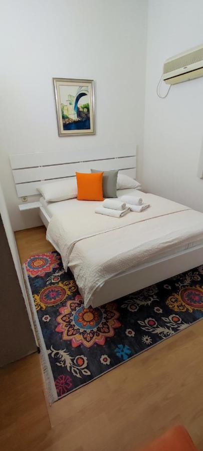 Villa Monera Apartments & Rooms & Free Garage Mostar Esterno foto