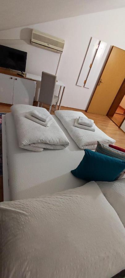 Villa Monera Apartments & Rooms & Free Garage Mostar Esterno foto